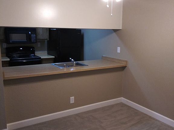 4th image of 5413 Marconi Ave #22