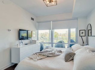 223 Saint Clair Ave W UNIT 406, Toronto, ON