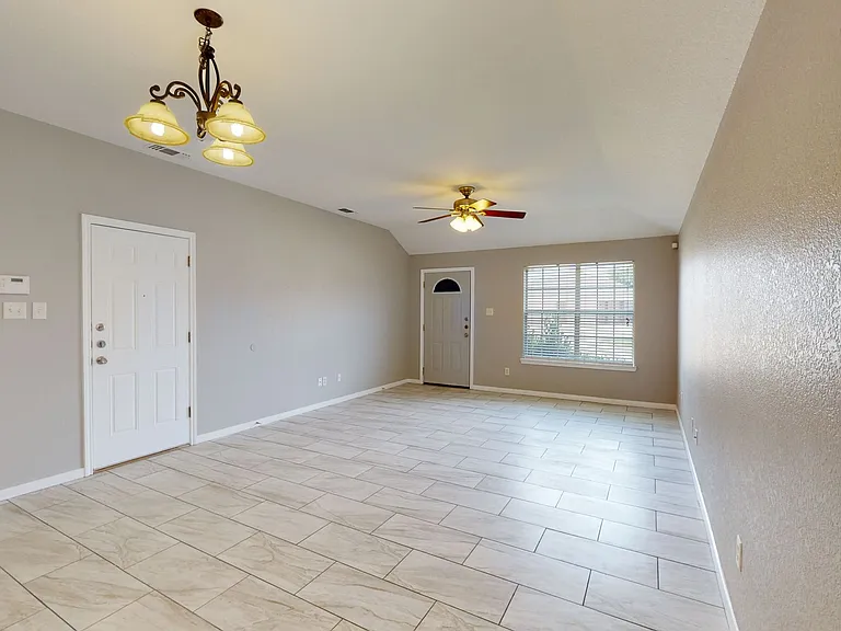 3805 Littleleaf Ct #A — Photo 14