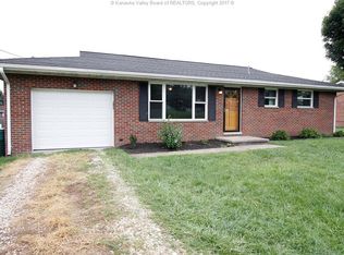 3666 Teays Valley Rd, Hurricane, WV 25526