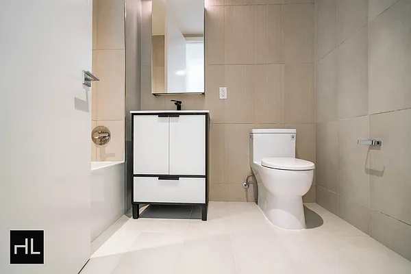 Rented by Highline Residential | media 62