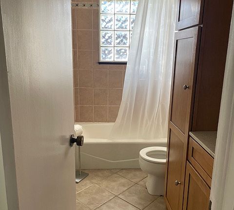 5th image of 2408 S Norwood Ave