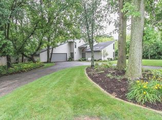 795 Rosedale Ave, Roselle, IL 60172