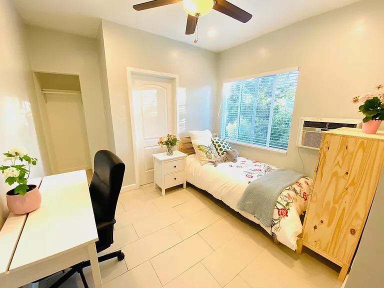 2924 Van Buren Pl — Photo 29