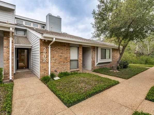 17490 Meandering Way APT 2202, Dallas, TX 75252