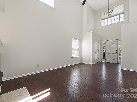 5th image of 17660 Caldwell Track Dr