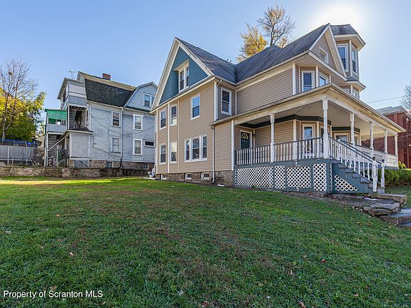 5th image of 802 Quincy Ave