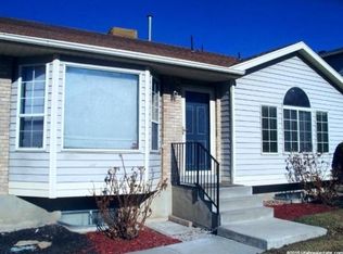 756 W Still Blossom Ln, Sandy, UT 84070