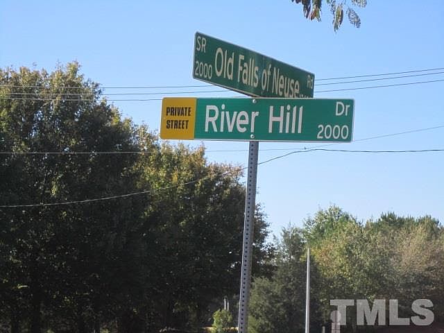 1st image of 2005 River Hill Dr