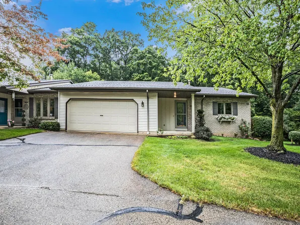 2855 Hidden View Dr SE, Caledonia, MI 49316