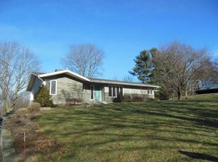 125 Snipsic Lake Rd, Ellington, CT 06029