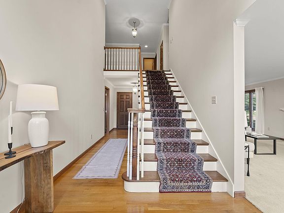 2nd image of 2227 Ashbury Close