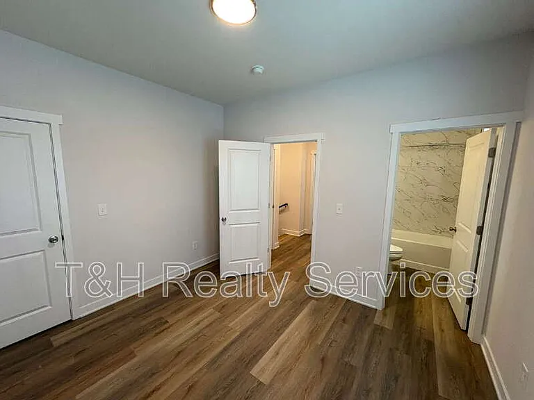 415 N Walcott St #D — Photo 11