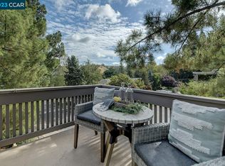 1300 Canyonwood Ct APT 11, Walnut Creek, CA
