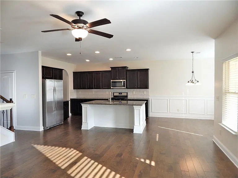 2441 Melton Common Dr — Photo 29
