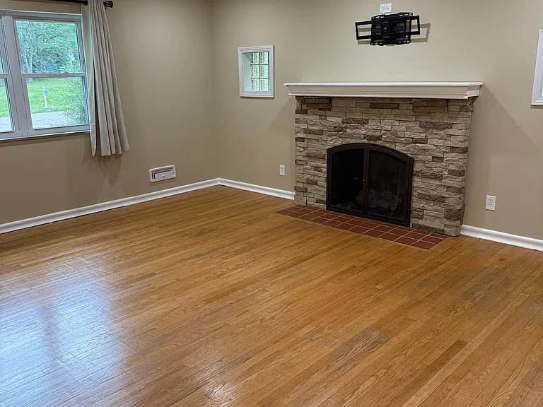 5400 Saint Gabriel Ln — Photo 25