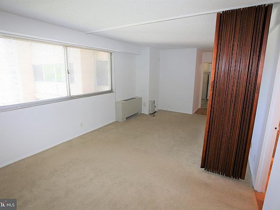 4th image of 4515 Willard Ave APT 1120S