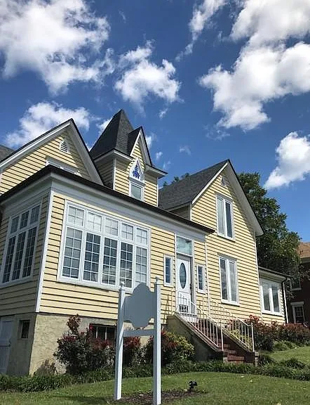 311 Brown St — Photo 1