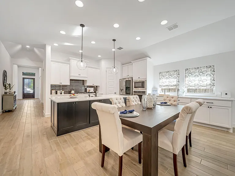 210 W Netleaf Ct — Photo 4
