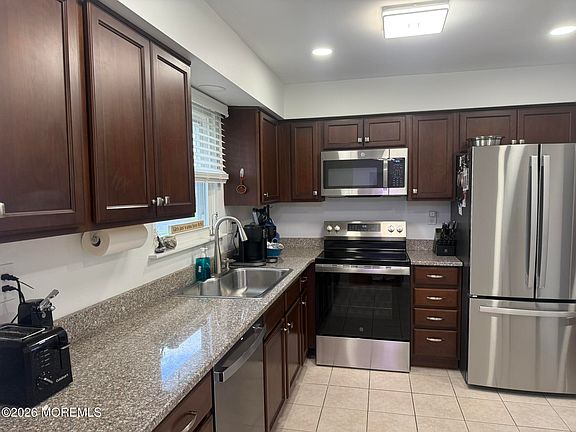 2nd image of 131 Central Boulevard