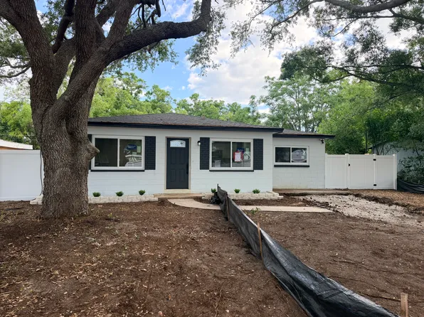 740 16th Ave SW, Largo, FL 33770