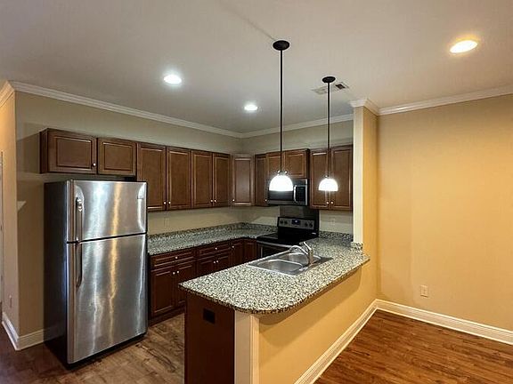5th image of 6743 Covington Villas Ln