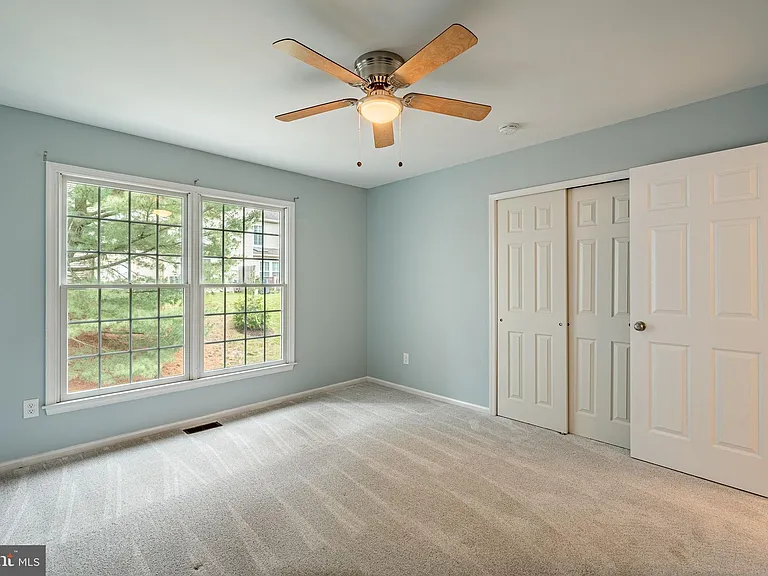 9 Oak Leaf Ln — Photo 23