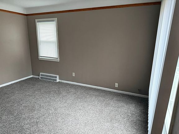 2nd image of 24993 Midland Ave