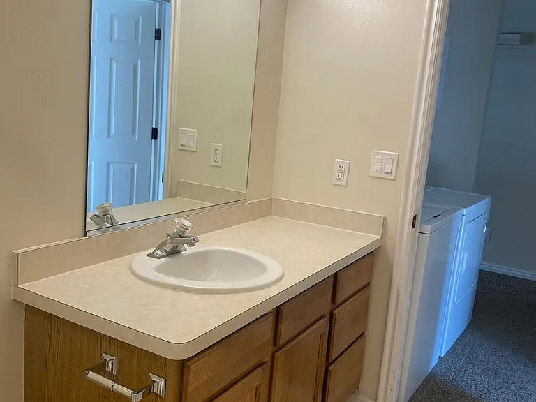 650 N 500 W #301 — Photo 18