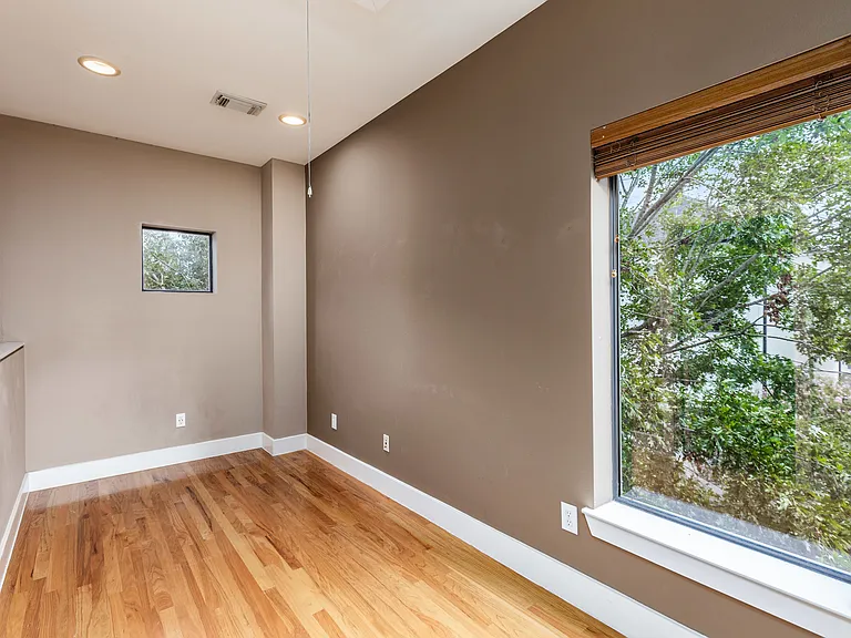 Flex space on 3rd floor