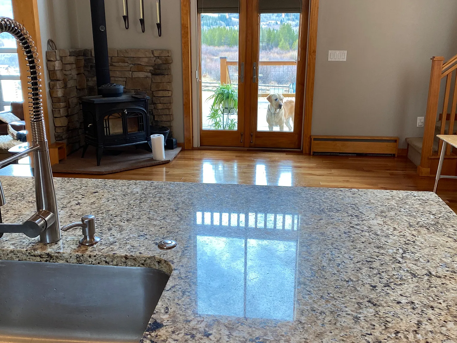3 bed, 2800 sqft, $6,000 — Photo 4
