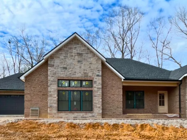 101 Charles Pl, Fairfield Glade, TN 38558