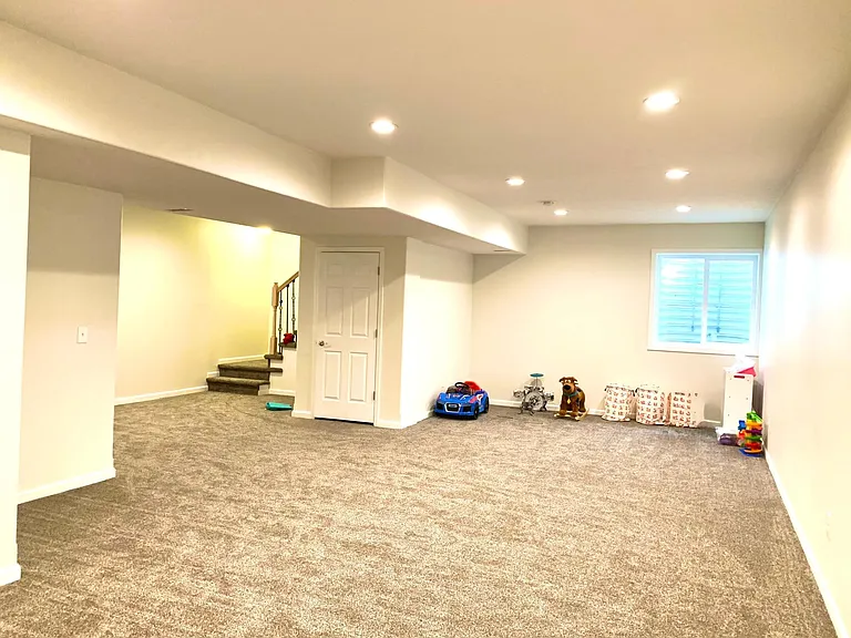 4318 S 198th St — Photo 31