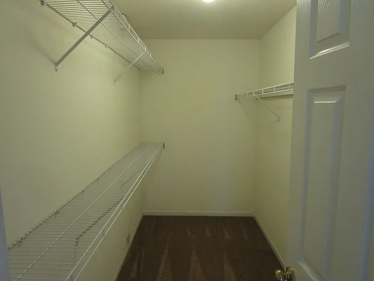 5004-5006 Betty Jean Way — Photo 27