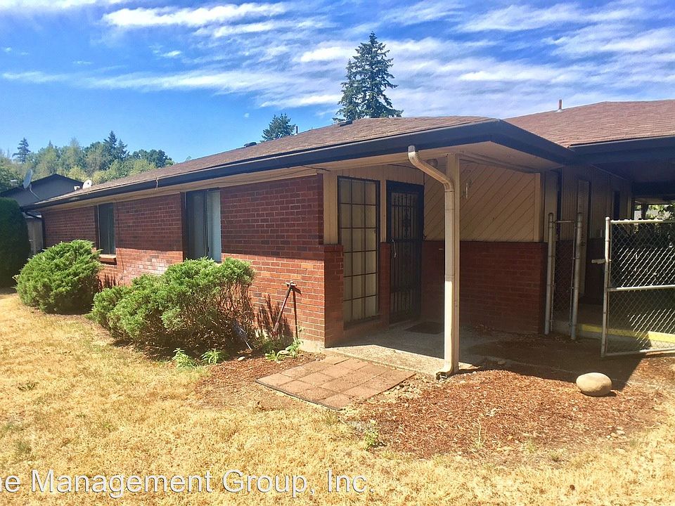 1st image of 4718 NE 109th Ave