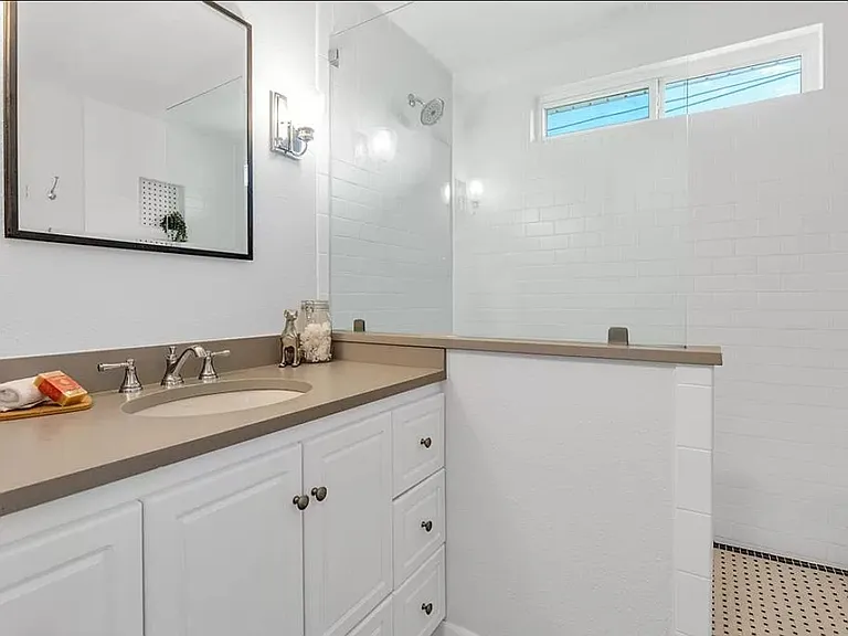 7514 Delafield Ln — Photo 14