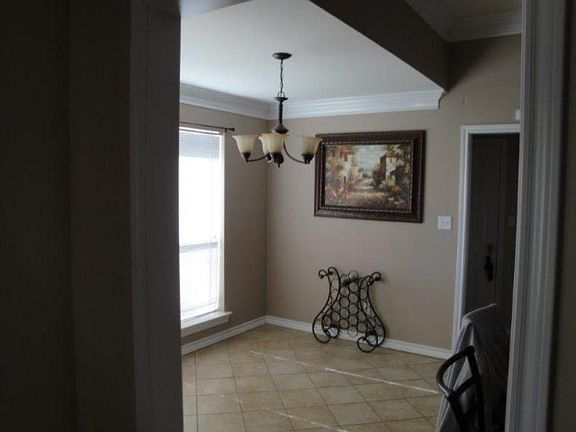 5th image of 3255 Lakota Ln