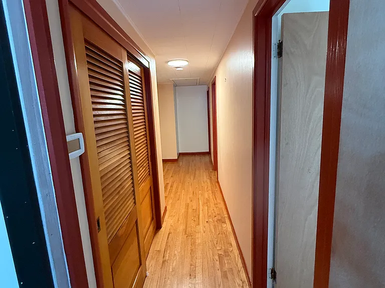 14 Thibault Pkwy — Photo 12