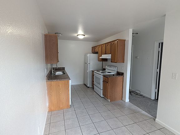 5th image of 533 Thomas St #537