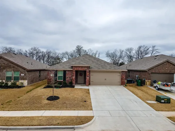 120 Secretariat Ln, Caddo Mills, TX 75135