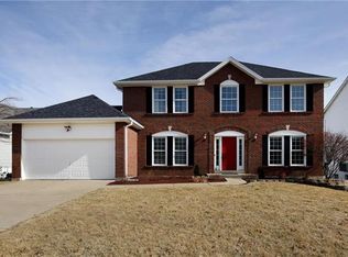 5004 Royal Burgess Dr, Saint Peters, MO
