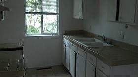2nd image of 633 Bridge St