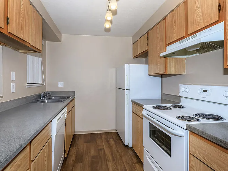 Alvista 240 — Photo 27