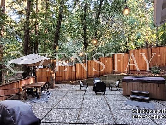 New redwood fence constructed for added privacy in 2020