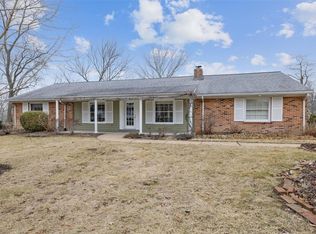 119 Wildwood Ln, Saint Louis, MO 63122