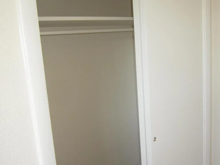 305 Corvena Way — Photo 44
