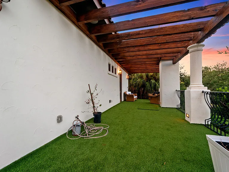 4555 W Swann Ave — Photo 52