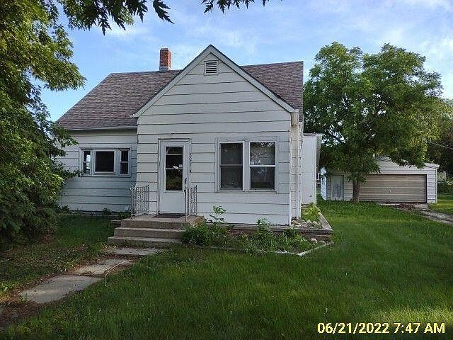 1st image of 308 W Main St