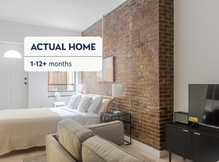 501 1/2 E 83rd St #1RE, New York, NY 10028