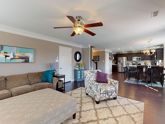 5th image of 7333 Lucky Clover Ln